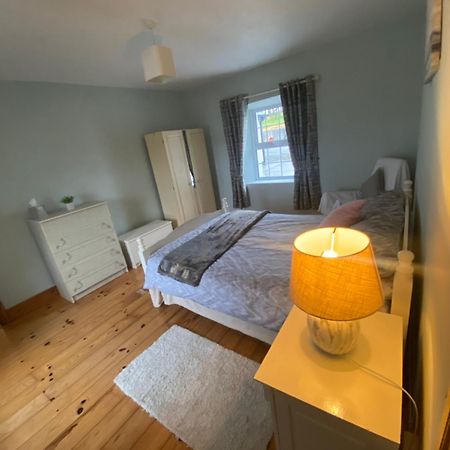 Cheerful 3 Bedroom Country Farm House Ennis Extérieur photo